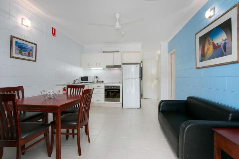 High Chaparral Hotell Cairns Exteriör bild